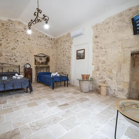Corte San Giorgio Apartments- Happy Apartment Martano