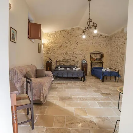 Corte San Giorgio Apartments- Happy Apartment Martano