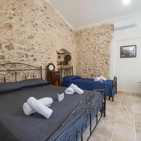 Corte San Giorgio Apartments- Happy Martano